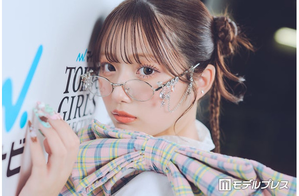 モデルプレスのインタビューに応じた希空（C）モデルプレス