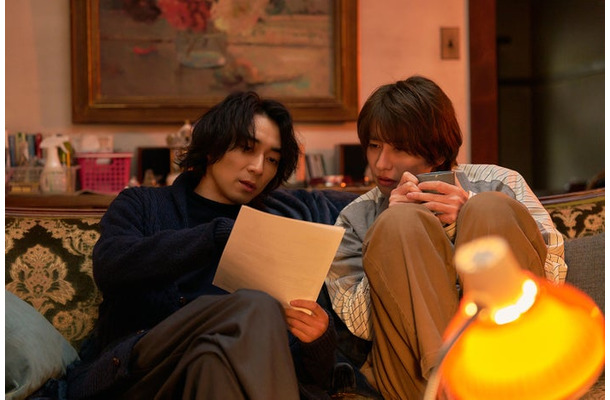 「スモークブルーの雨のち晴れ」渋谷謙人、武田航平（C）読売テレビ