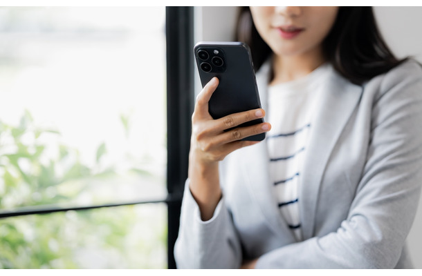 「感じがいい人」は初対面で絶対にしない「スマホの作法」は?【マナー講師監修】