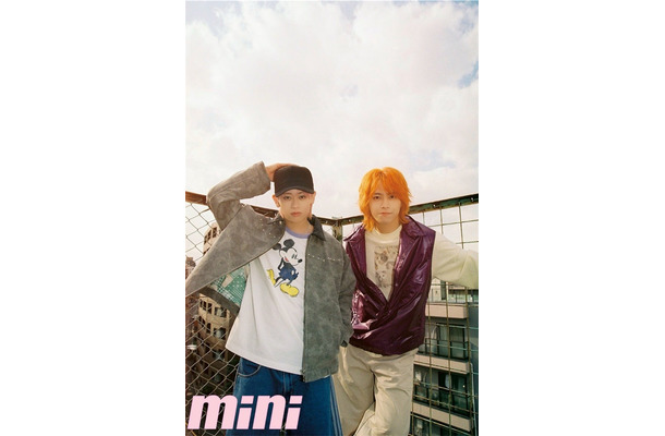 シューヤ、タカシ（画像提供：宝島社）