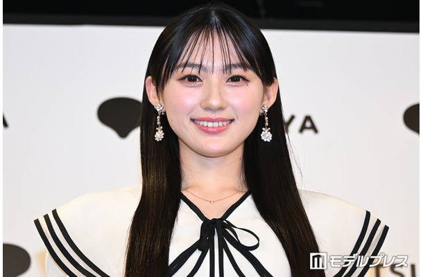 1st写真集「エチュード」発売記念記者会見に出席した川崎桜(C)モデルプレス