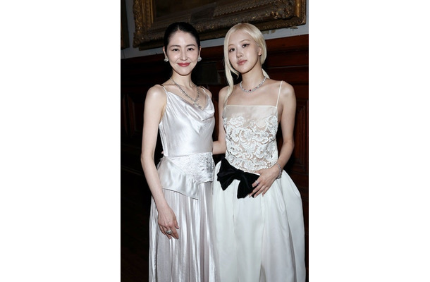 長澤まさみ、ロゼ（提供写真）