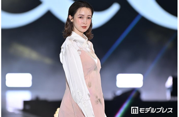 藤井サチ（C）モデルプレス