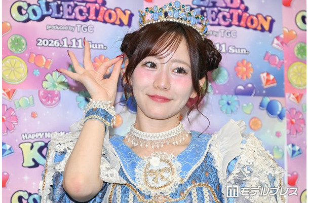 真中まな（C）モデルプレス