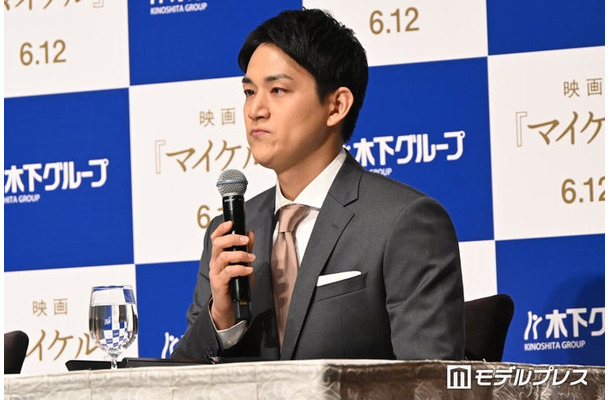 現役引退発表会見に出席した木原龍一選手(C)モデルプレス