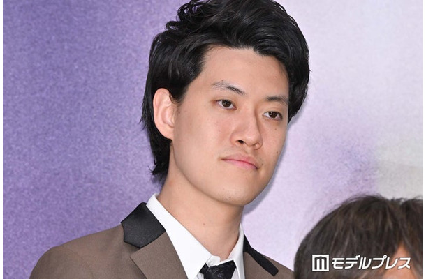 粗品（C）モデルプレス