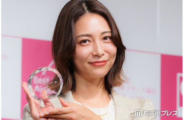 「第18回ベストマザー賞授賞式」に出席した相武紗季（C）モデルプレス