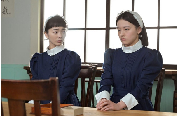 見上愛、上坂樹里「風、薫る」第40話（C）NHK