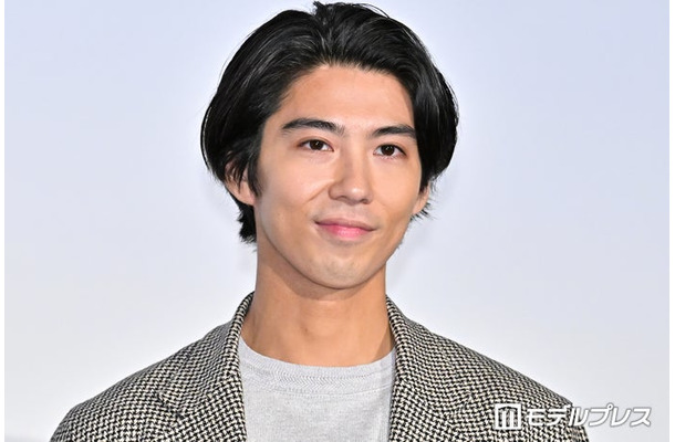 賀来賢人（C）モデルプレス