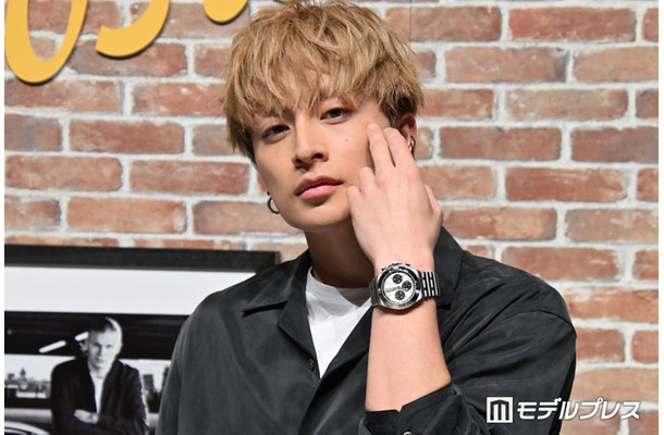 「CHRONOMAT ROADSHOW」に登壇した白濱亜嵐(C)モデルプレス