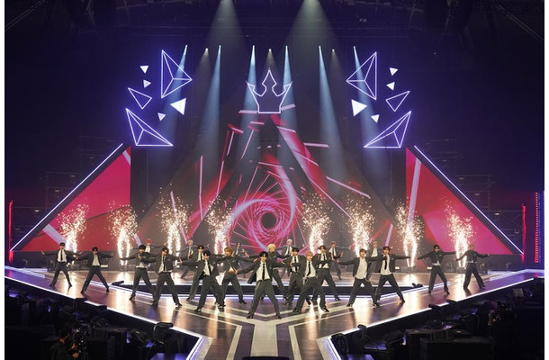 「新世界（SHINSEKAI）」パフォーマンスの様子（C）PRODUCE 101 JAPAN 新世界