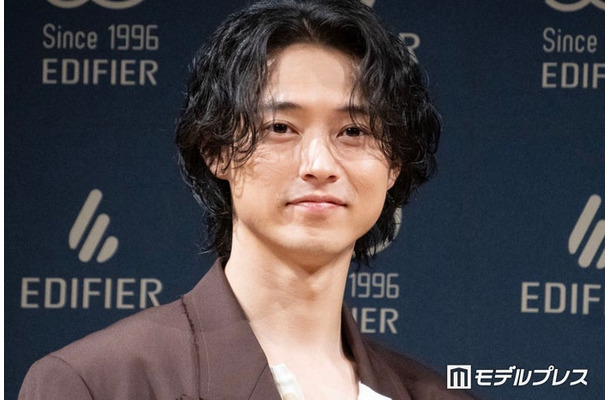 「EDIFIER」新CM発表会に登壇した山崎賢人（C）モデルプレス