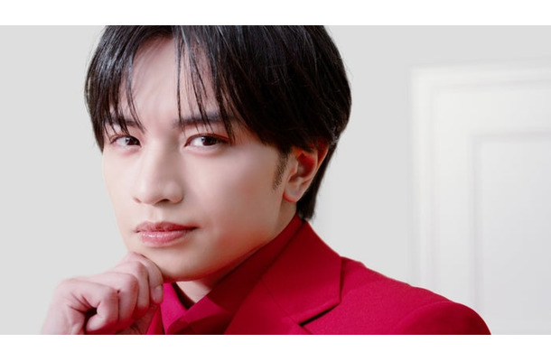 中島健人/パーフェクトワン新TVCM「レッドカーペット」篇より(提供写真)