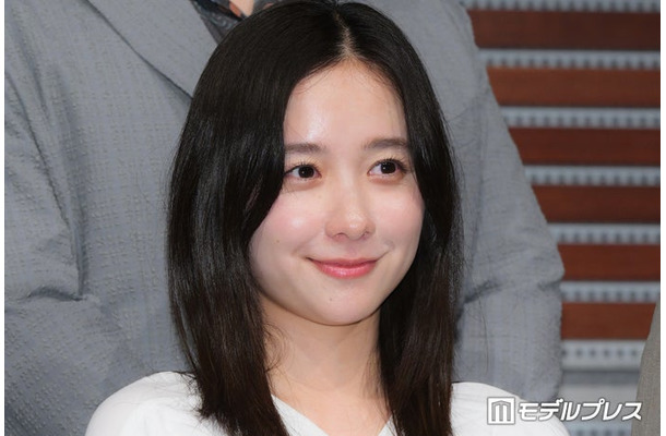堀田真由（C）モデルプレス