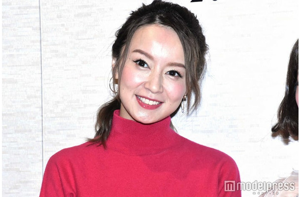 鈴木亜美（C）モデルプレス