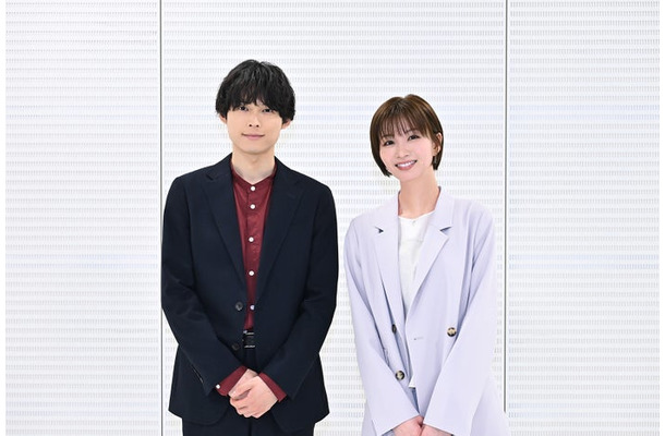 インタビューに応じた松村北斗、岡崎紗絵(C)日本テレビ