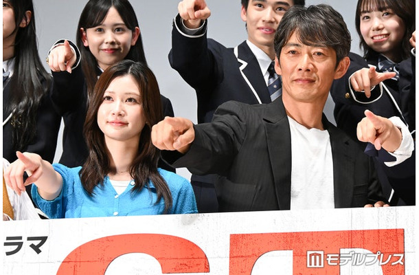 「GTO」制作発表会見に出席した生見愛瑠、反町隆史(C)モデルプレス