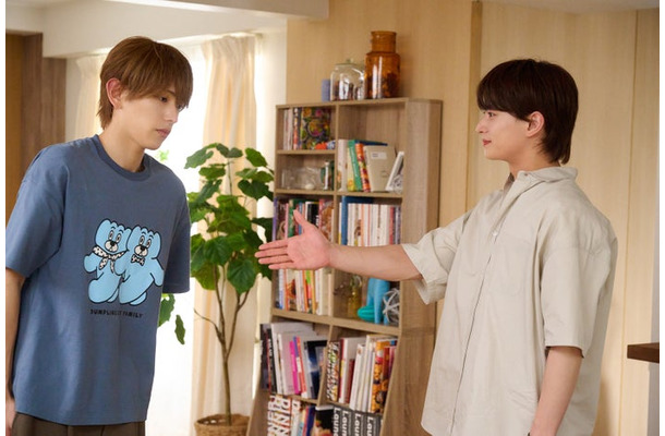 深田竜生、浮所飛貴「夏色の雲が恋と嵐をまきおこす」第1話(C)テレビ朝日