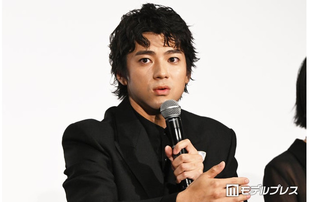 セールスマンかのごとく熱烈プレゼンが止まらない山田裕貴(C)モデルプレス