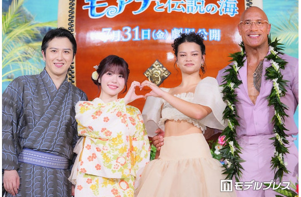 映画「モアナと伝説の海」ジャパンプレミアに出席した尾上松也、TSUZUMI、キャサリン・ランガイア、ドウェイン・ジョンソン(C)モデルプレス