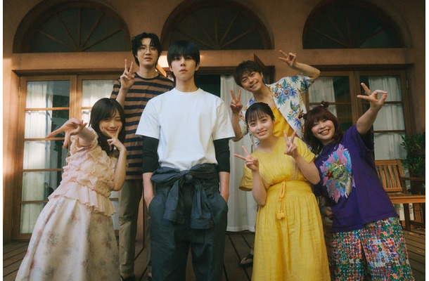 山下美月、桜田通、チェ・ジョンヒョプ、勝地涼、橋本環奈、加納愛子「バカンスの法則」(C)AbemaTV, Inc.