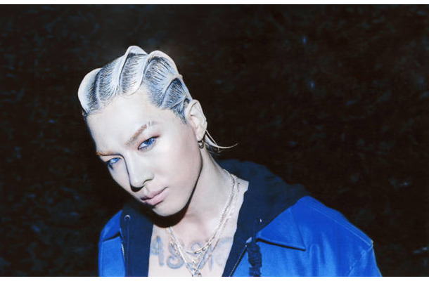 BIGBANGテヤン、最新曲「LIVE FAST DIE SLOW」を「THE FIRST TAKE」でパフォーマンス。「ずっと聴いてたい」と反響