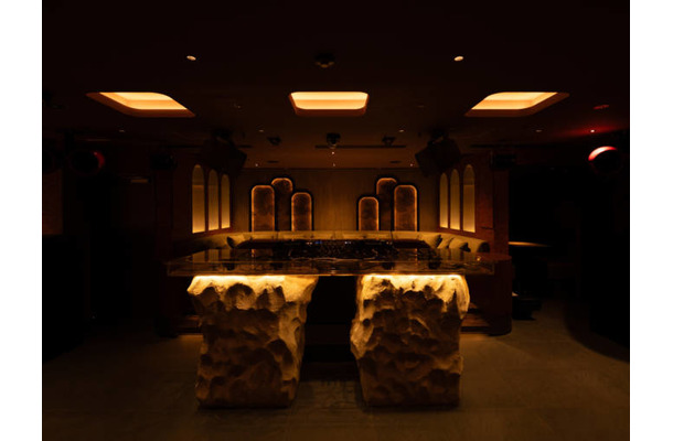 西麻布のMUSIC BAR & CLUB「THE TOKYO CLUB」空間と音響を一新して7月24日にリニューアルオープン