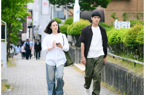 蒼井優、中島歩「Tシャツが乾くまで」第3話(C)TBS