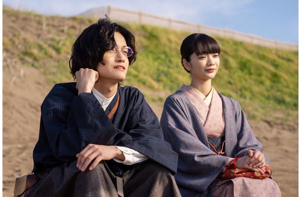 佐野晶哉、見上愛「風、薫る」第90話(C)NHK