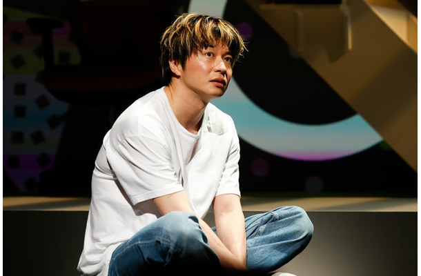 田中圭/舞台「母さん、ラブソングです。」ゲネプロより(提供写真)