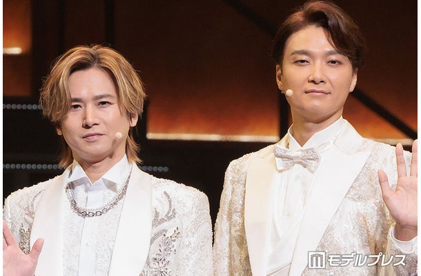 「New HISTORY COMING ARENA LIVE-The Imperial Theatre Symphony-」開幕記念会見に出席した堂本光一、井上芳雄（C）モデルプレス