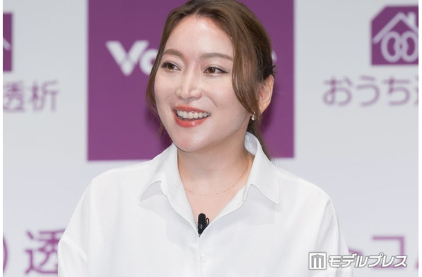 加藤綾菜(C)モデルプレス