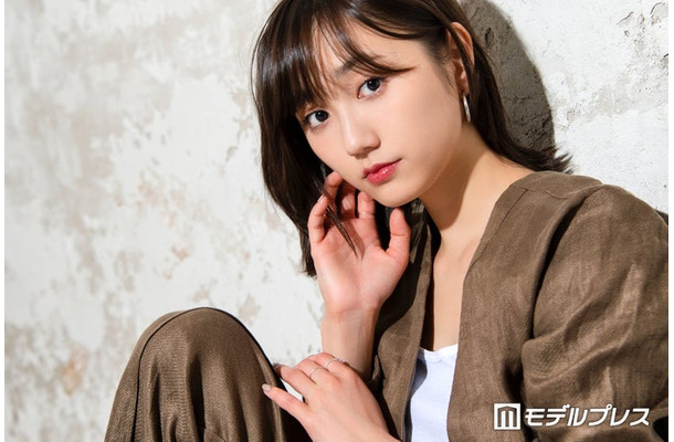 鈴木友菜(C)モデルプレス