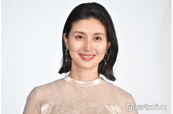 橋本マナミ(C)モデルプレス