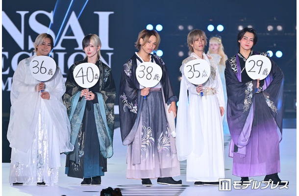 リアルピース／（左から）かちょー、こぺ、かずぅ、こーた、なお（C）モデルプレス