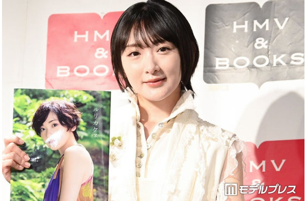 「ルリカケス」発売記念囲み取材に出席した生駒里奈（C）モデルプレス
