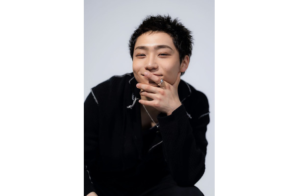 八村倫太郎「モデルプレスカウントダウンマガジン vol.13」(東京ニュース通信社刊)写真:野間憲治