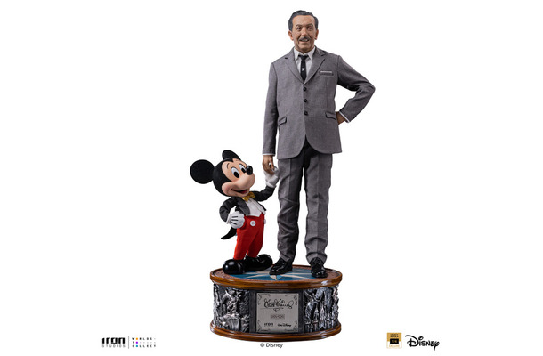 「デラックス・レガシーレプリカ・シリーズ」1/4スケール　ウォルト・ディズニー＆ミッキーマウス／260,000円 (税込)