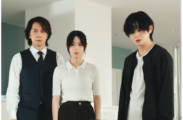 佐々木蔵之介、白石聖、山田涼介「一次元の挿し木」第10話(C)読売テレビ・日本テレビ