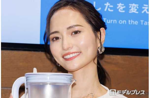 山賀琴子(C)モデルプレス