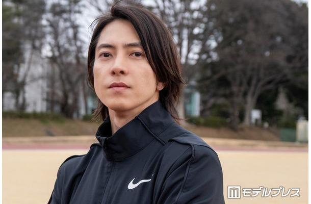 インタビューに応じた山下智久（C）モデルプレス