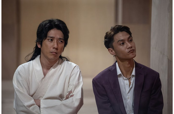 二宮和也、オーム・タナパック「VIVANT」第18話(C)TBS