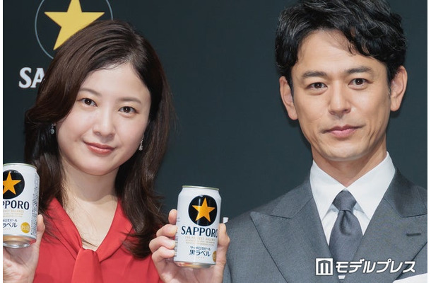 発表会に出席した吉高由里子、妻夫木聡(C)モデルプレス