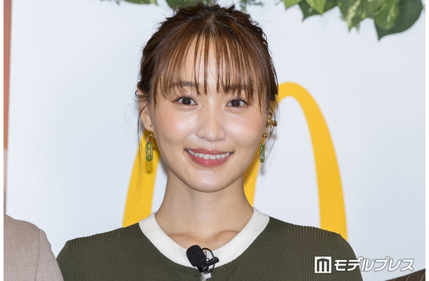 菅井友香(C)モデルプレス