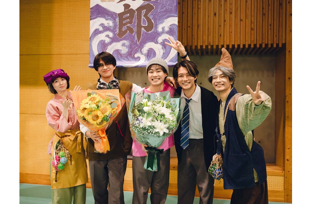桜田ひより、岩瀬洋志、大橋和也、櫻井海音、前田旺志郎（C）2026映画「人生を変えたコント」製作委員会