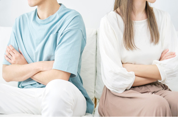 40代女性との一泊旅行で「気持ちが一気に冷めた」瞬間とは?【男の本音】