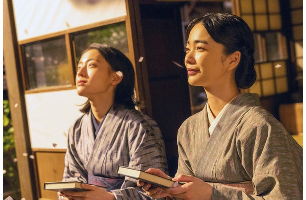 上坂樹里、見上愛「風、薫る」第130話（C）NHK
