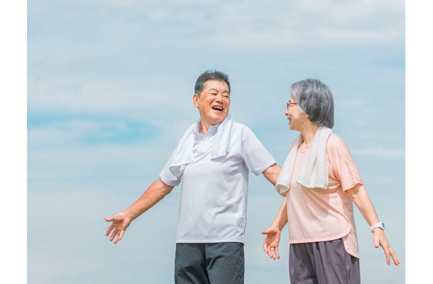 認知症リスク18%低下の可能性も!たった3分で全身400以上の筋肉を動かす「国民的運動」って?