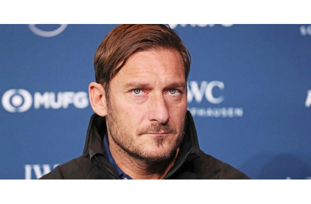 41歳トッティ、健在すぎる！「チップキックFK」がすごい