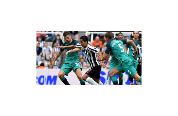 武藤デビューのニューカッスル、開幕戦で高評価だった選手は誰だ！